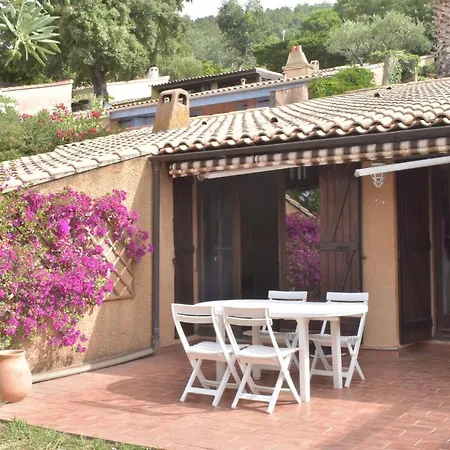 Vakantiehuis Petit Mas Au Paradis Avec Piscine Pour 6 Personnes La Londe-les-Maures