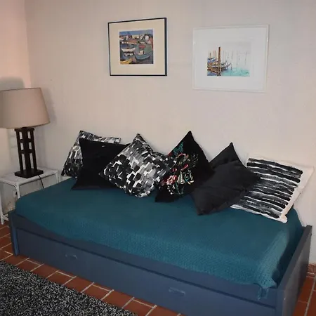 Petit Mas Au Paradis Avec Piscine Pour 6 Personnes